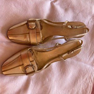 Ferragamo Metallic Gold Kitten Heels sz 8.5